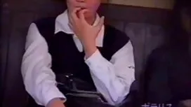 おいしい朝食バーを持っている 女の子 の ...