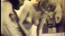 彼女の素晴らしい一日を見つけるために怠惰 ...