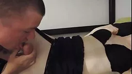 彼女のルームメイトは少年を投げられた 女 ...