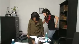 熟女とともにAbella危険とAva 女 ...