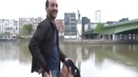 赤毛の髪の女の子のシャワーと単 女性 向 ...